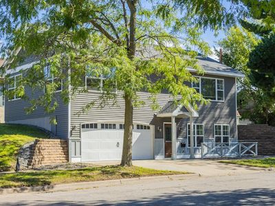 1662 Minnehaha Ave E