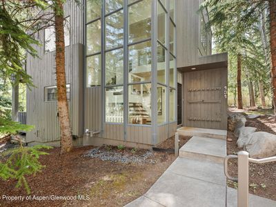 131 Meadow Ranch Dr