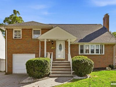 136 Van Buskirk