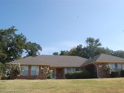 3022 Jessica Ln