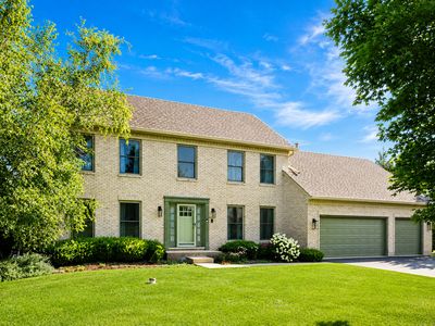 39W140 Baert Ln