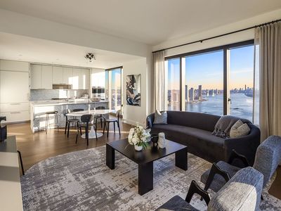 430 E 58th St APT 32C