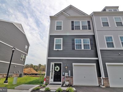 16 Baybreeze Dr