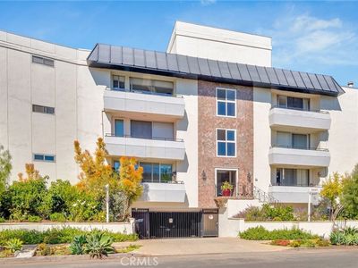 10725 Ohio Ave APT 301