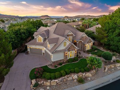 2495 E Springs Dr