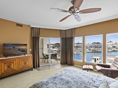 2600 Newport Blvd APT 215