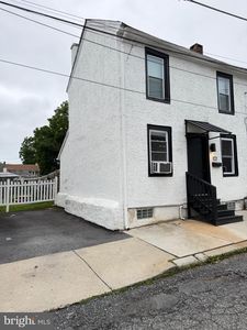 122 North St