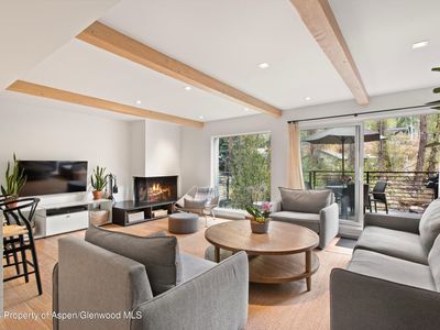 1039 E Cooper Ave APT 19A