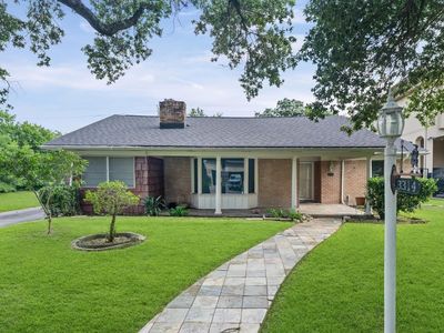 3314 Blue Bonnet Blvd