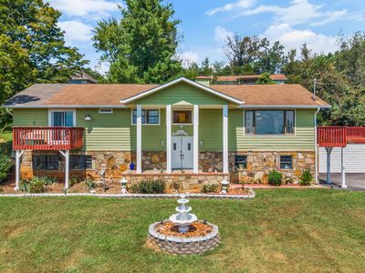 378 Whte Oak Cir