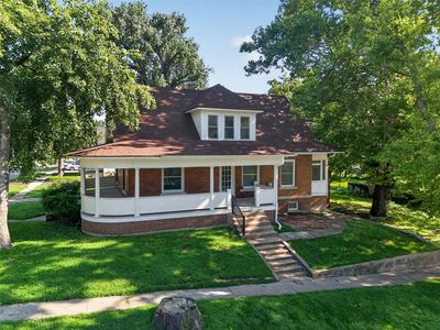 Property at 305 N 1st St, Carlisle, IA