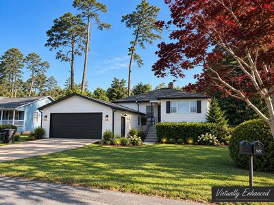 522 Collins Dr