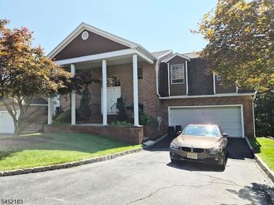 8 Beacon Hill Commons #8
