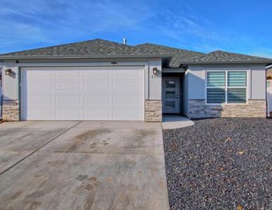 577 Redwing Ln