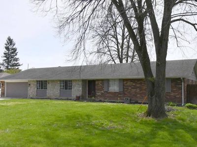 1008 Hyde Park Dr