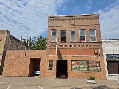 307 W Sq