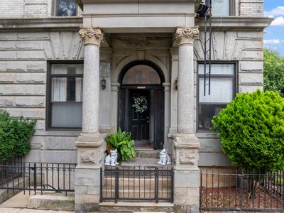 258 Barrow St APT 1B