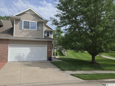 927 Carlton Cir
