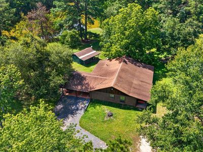 2733 W Highway 84