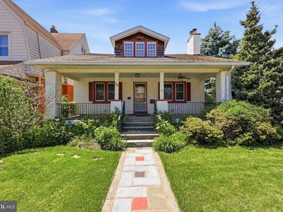 118 N Essex Ave