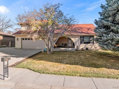 7 Alta Loma Dr