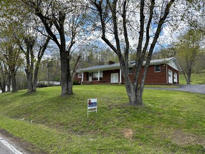 3328 Us Highway 460 W