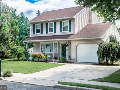 35 Williamsburg Ct