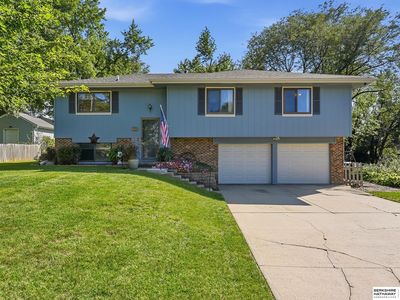 Property at 7605 Gertrude St, La Vista, NE