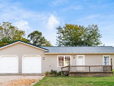 10539 Garrett Rd SW