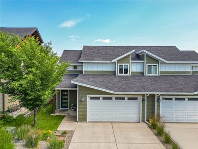 5425 Vermeer Ln