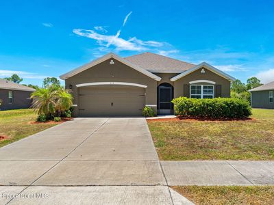 333 Guinevere Dr SW