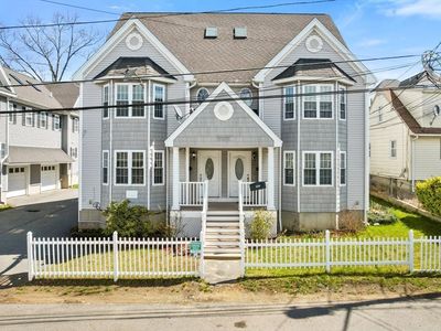 224 Pleasant St #A