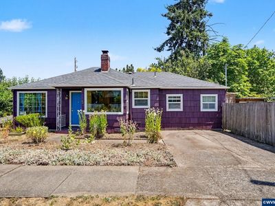 641 NW 28th St