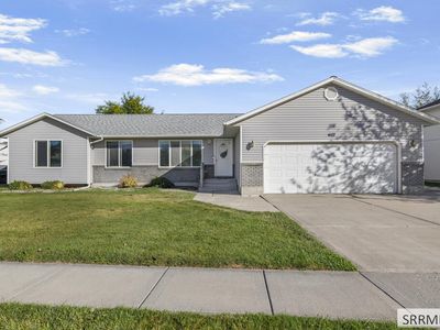 4117 E Morning Mist Dr