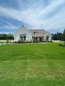 1004 Perrin Ln