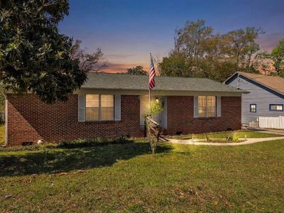 Property at 2067 Club House Dr, Lillian, AL