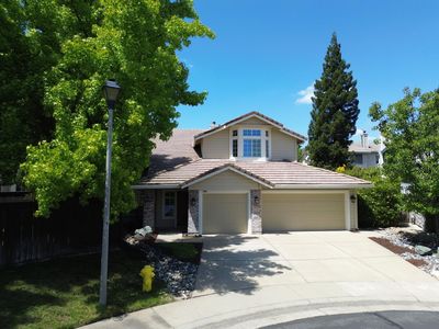 2431 Carr Ct