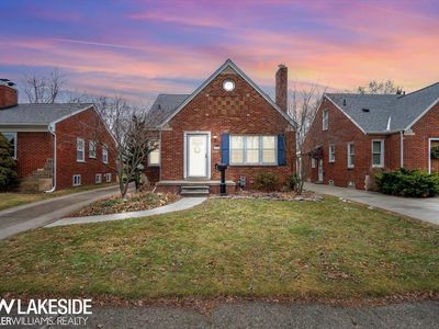 1746 Manchester Blvd