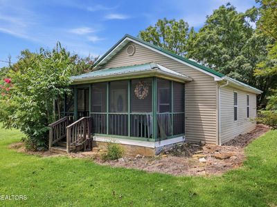 609 Tipton Station Rd