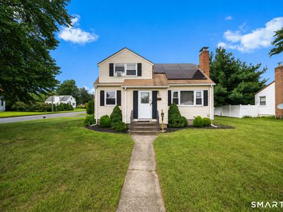 4 Eleanor Road