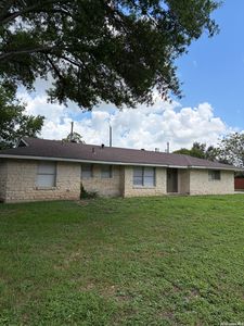 Property at 302 E Byrd Blvd, Universal City, TX