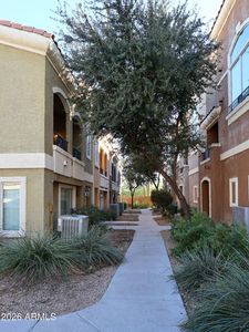 2450 W Glenrosa Ave UNIT 27