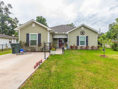 265 Canterbury Dr