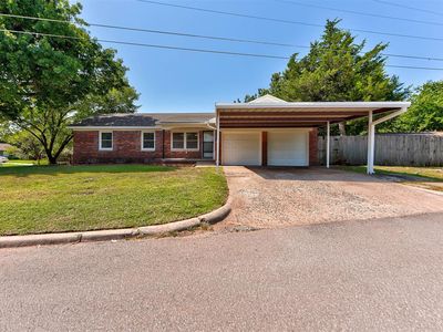 5201 NW 46th Dr