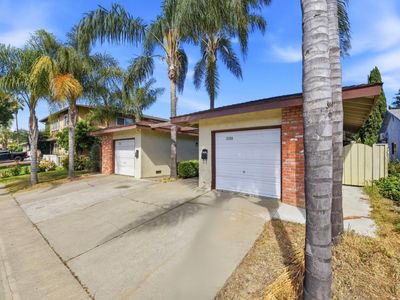 5155 Snow Dr