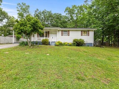 Property at 4050 Village Dr, Cohutta, GA