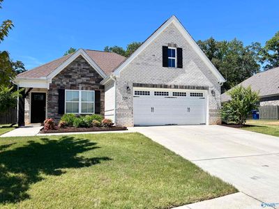 229 Dustin Ln NW