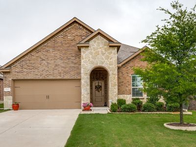 10213 Travis Rd