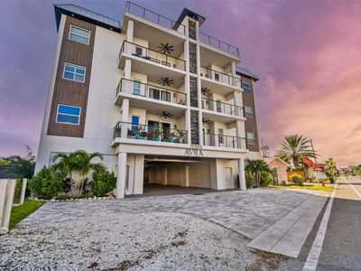19505 Gulf Blvd #404