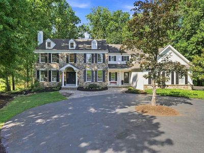48 Woodside Ln